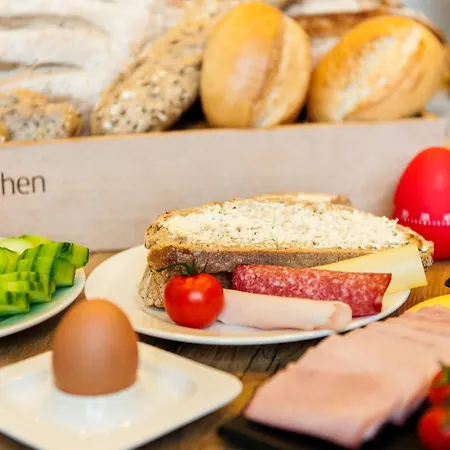 Ibis Hauptbahnhof מלון 3*